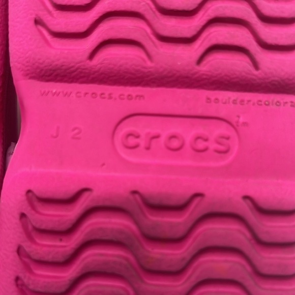 CROCS Hot Pink Clog Sandals Size J2. CR3776C - Picture 7 of 7